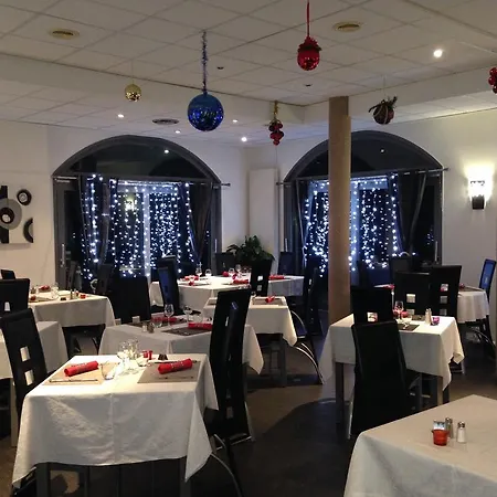 Hotell Le Gil De France Montbrison